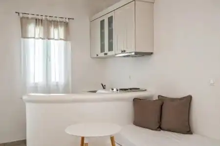Onar and Suites - 105