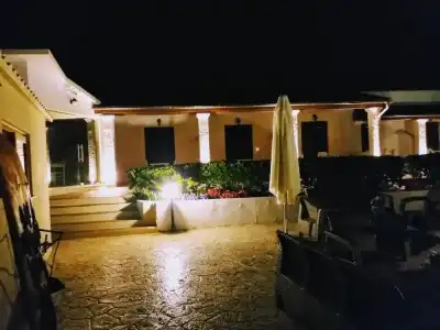 Summer Wine Friendly Resort - 25