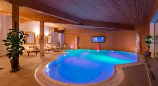 Bellaval & Restaurant - 12