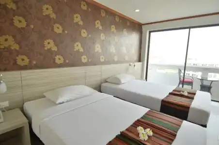 Welcome Plaza - 59