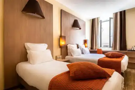 Hôtel Carré Vieux Port - 57