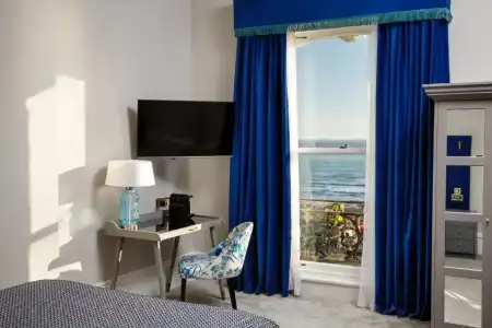 Mercure Brighton Seafront - 74