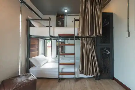 33 Poshtel - 69