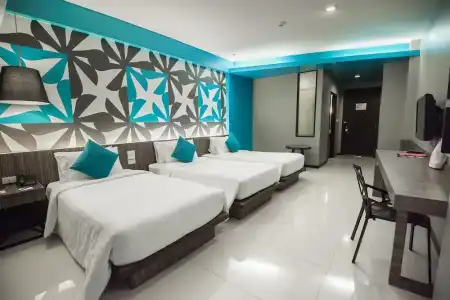 J Residence - 50