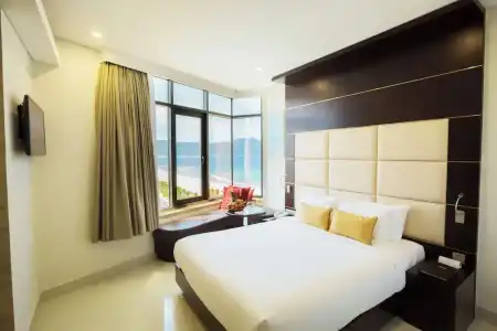 Holiday Beach Danang - 81