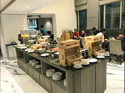 Palette Bella B All Suites Bangkok - 14