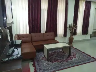 Executive Tower - 128