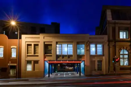 The Old Woolstore Apartment - 0