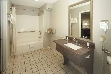 Quality Inn Augusta West Near Fort Gordon - 7