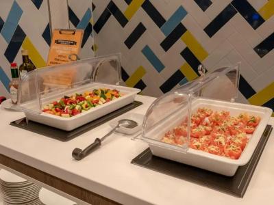 Hampton by Hilton Dusseldorf City Centre - 10