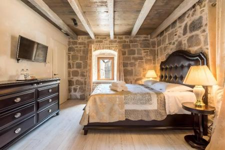 Heritage Palace Varos - Mag Quaint & Elegant Boutiques - 29