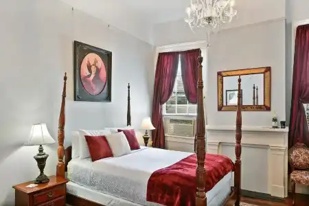 The Mansion on Royal - 76