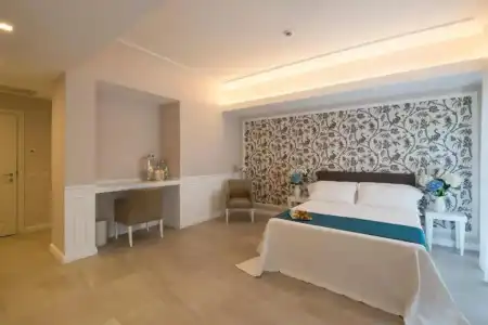Bianco Riccio Suite - 55