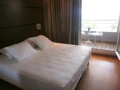 Bor Hôtel & Restaurant - Plage privée - 70