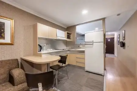 Gallery Residence & - 153