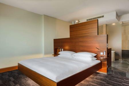 Sheraton Berlin Grand Esplanade - 24