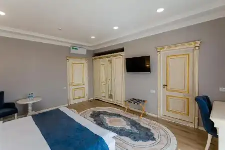 Royal - 150