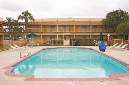 La Quinta Inn By Wyndham IH-10 West San Antonio TX - 11