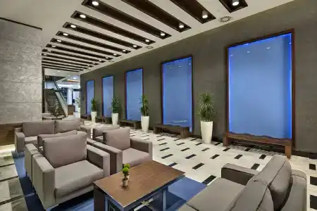 Hilton Garden Inn Izmir Bayrakli - 3