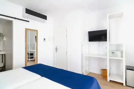 Hostal Blanca - 35