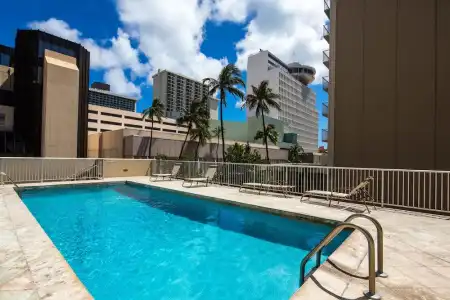 Tropical Studios at Marine Surf Waikiki - 18