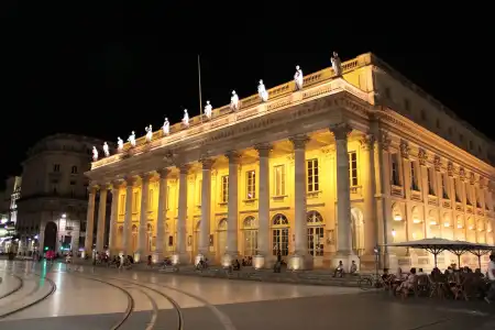 Campanile NATURE - Bordeaux Lac - 0
