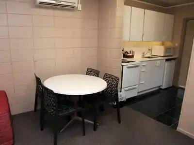Epsom Motel - 49
