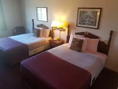 Scenic Hills Inn - 5