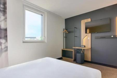 B&B Reims Croix Blandin - 39