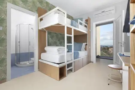 Unconventional Sorrento - 33