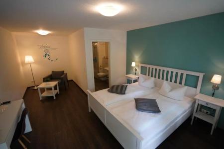 Busses Guesthouse - 17