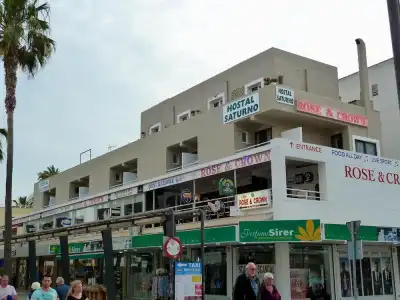 Hostal Saturno - 0