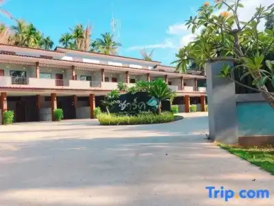 The Shark Resort - 27