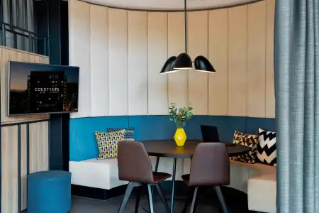 Courtyard by Marriott Zurich North - 26