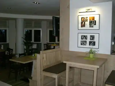 Niedersaechsischer Hof - 16