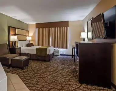 Best Western Plus Vancouver Mall Dr. & Suites - 31