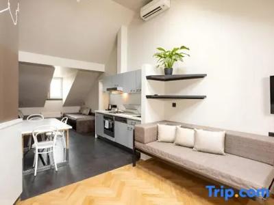 Sophie's Hostel - 87