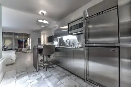 Beautiful Palms Place Suite - 38