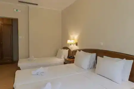 Xenios Dias Boutique - 19