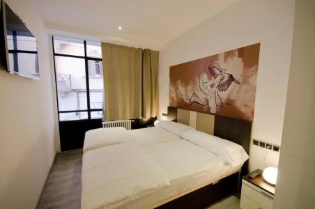 Free Hostels Barcelona - 33