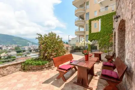 Contessa Apartments - 55