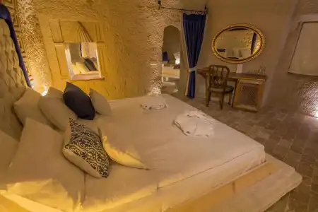 Azure Cave Suites - 26