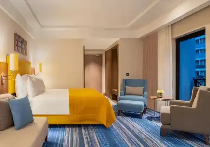Mövenpick Asia Airport - 44