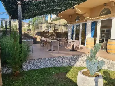 Stara šola - Oleander Resort - 25