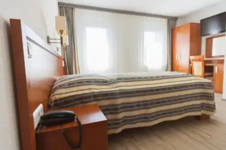 M-A-S-Hotel - 43
