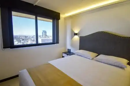 Tamara - 20
