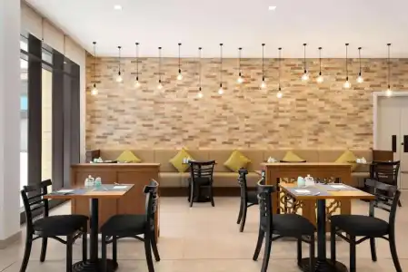 Ibis Styles Dubai Gold District - 31