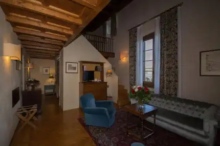 Loggiato dei Serviti - 11