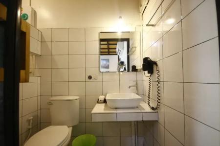 Sweet Box Bed and Breakfast - 38