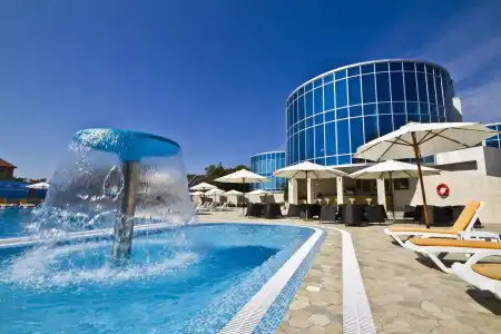Grand-Marine & Spa - 10